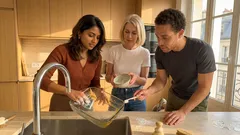 Comment enlever le film gras sur un plat en verre sans rayer